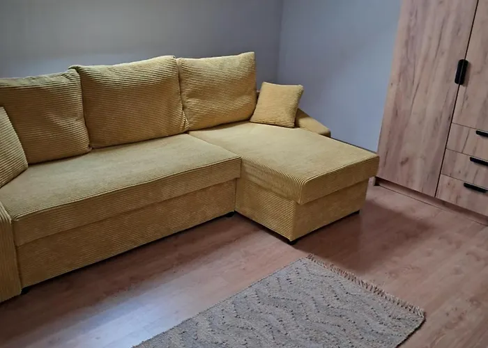 Nad Jeziorem 度假居 *