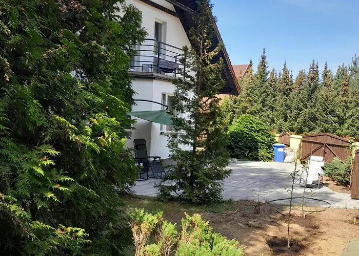 Nad Jeziorem Male Swornegacie